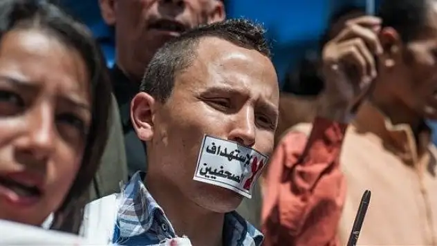 Gazetecilere yönelik şiddet protesto edildi