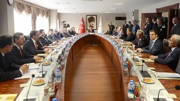 Demokratik ve adil HSYK