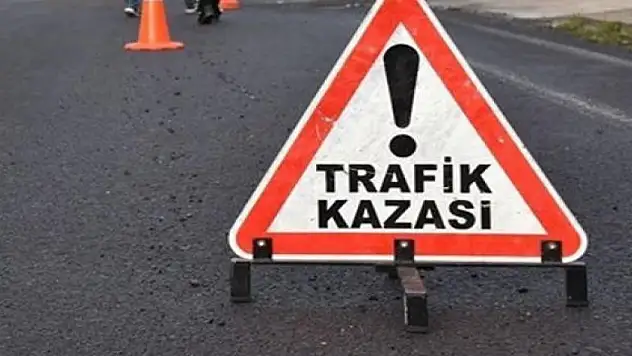 Konya'da devrilen tırın sürücüsü öldü