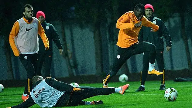 Galatasaray 3 puan peşinde