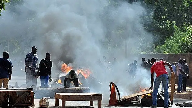 Burkina Faso'da olağanüstü hal ilan edildi