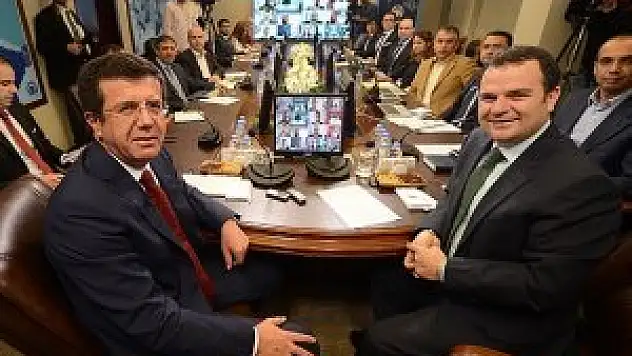 Bakan Zeybekci AA Finans Masası'nın konuğu