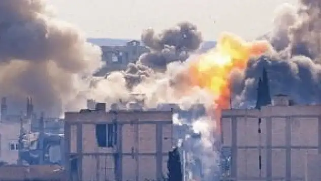 Kobani yerle bir IŞİD gerilemiyor