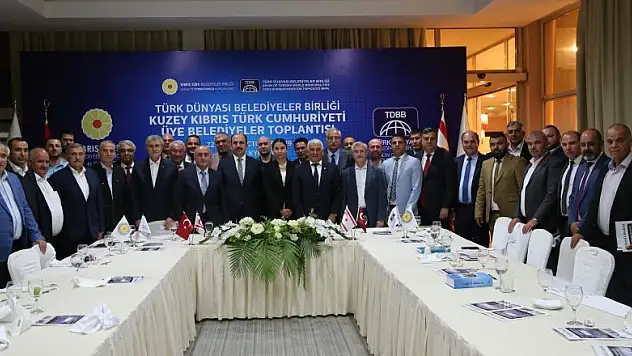 Başkan Altay: 'Ülkemizin tecrübelerini gönül coğrafyamıza aktarıyoruz'