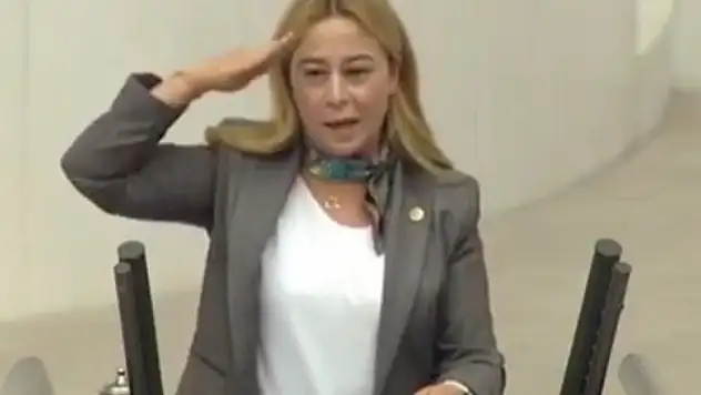 Konya  Milletvekili Esin Kara'dan TBMM'de asker selamı