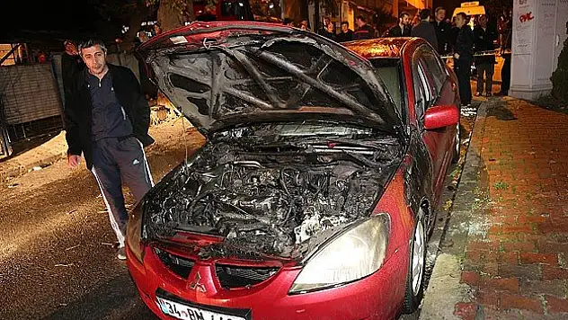 7 araç kundaklandı