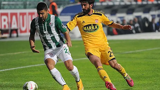 Bursaspor evinde galibiyetle tanıştı