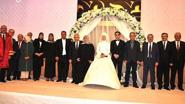 Şeker ve Bardakçı ailelerinin mutlu günü