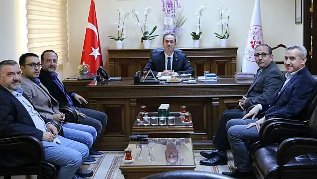 Yeni il müdürüne ziyaret