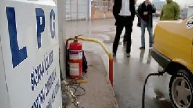 Otogazda 25 kuruş indirim