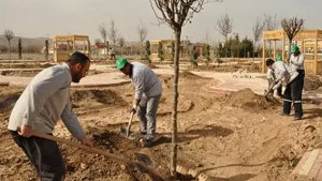 Meram'da park yapımı sürüyor