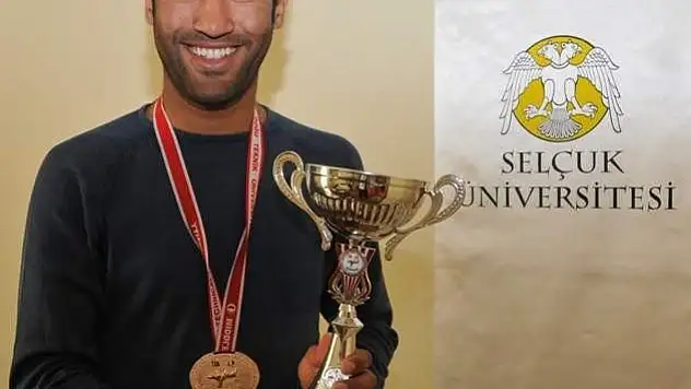 Selçuk, dağ bisikletinde birinci oldu