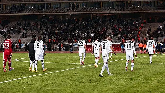 60 taraftara seyirden men cezası