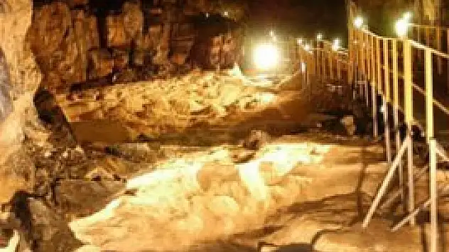 Tınaztepe Mağarası sezonu açtı