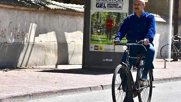 Milletvekili Sorgun 54 yıldır bisiklet sevdasından vazgeçmedi