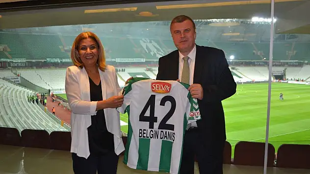 Torku Konyaspor'dan MEDİCANA'ya ödül