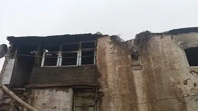 Konya'da yangında ev kullanılamaz hale geldi