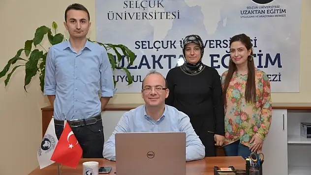 Selçuk'ta uzaktan yüksek lisans dersleri başladı
