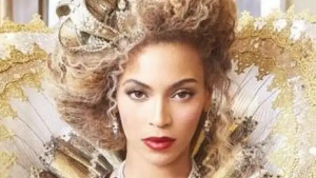 Yılın en çok kazanan kadın müzisyeni kim?