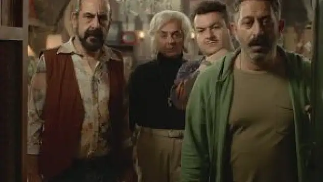 Cem Yılmaz'ın filmi büyük hüsran yaşadı