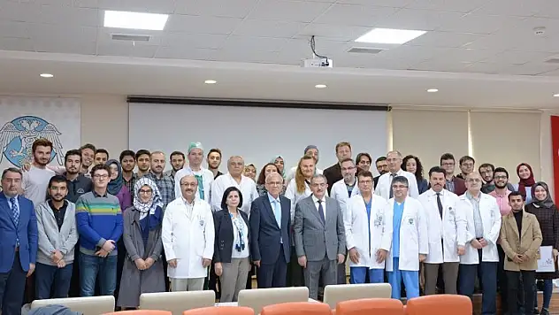 SÜ'de 'Bilime Açılan Penceremizden Pazartesi' konferansları başladı