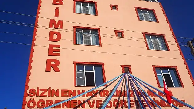BİMDER'den üniversite öğrencilerine burs