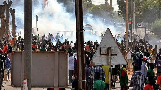 Seçimler kasım 2015'te yapılacak