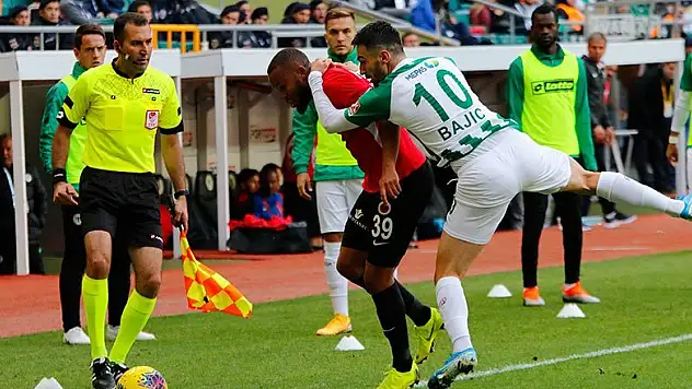 Konyaspor, faul sayısı ile dikkat çekiyor