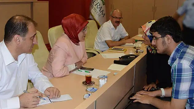 Toru vatandaşlarla buluştu