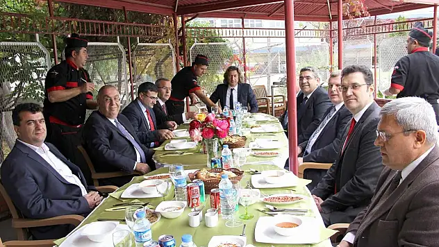 Eximbank'tan Kombassan Kağıt'a ziyaret