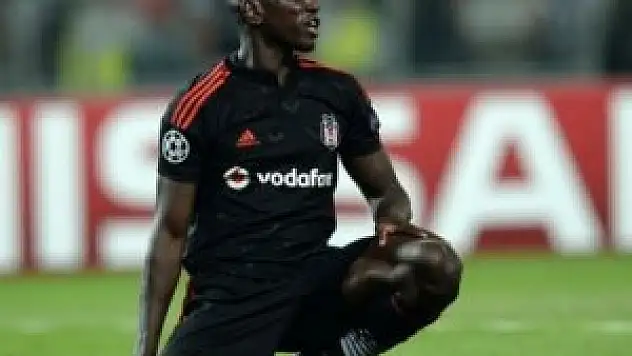 Demba Ba fena patladı! 'Kararı o vermeyecek!'
