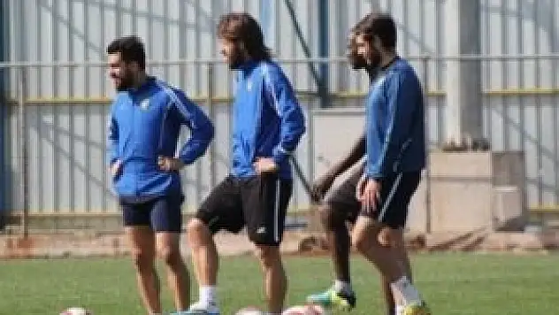 Bucaspor'da istifa depremi