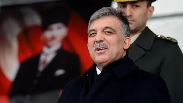 Abdullah Gül'den Beşiktaş'a sürpriz