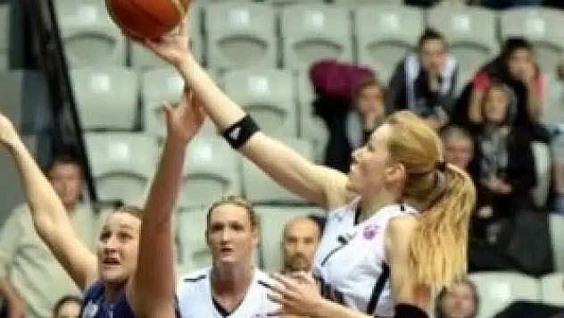 Beşiktaşlı kadınlar fark attı