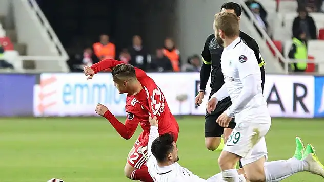 Konyaspor'un Sivasspor'a karşı deplasman hasreti