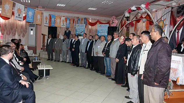 Yunak'ta Ak Parti 5. olağan Kongresi yapıldı