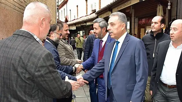 Vali Toprak 'Esnafımızla bir araya gelmek bana enerji veriyor'