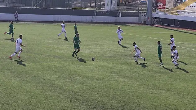 1922 Konyaspor, Hacette'ye farklı kaybetti