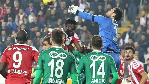 Konyasporlu Serkan Kırıntılı 6.sırada