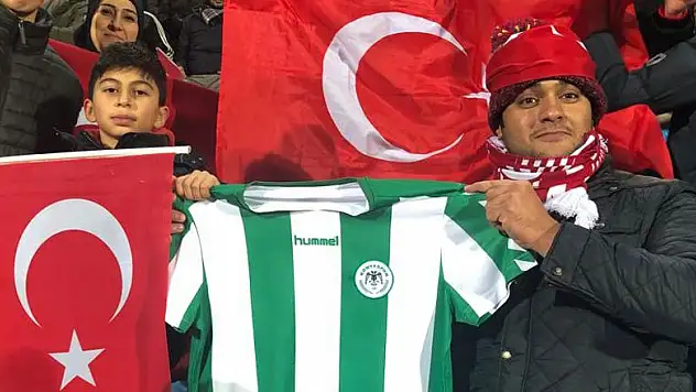 Andorra Stadyumu'nda Konyaspor taraftarı