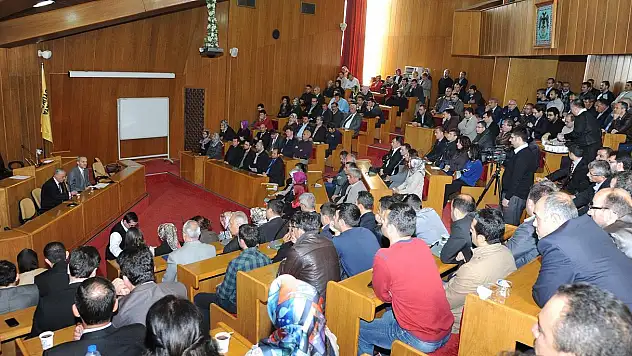 Büyükşehir'den memurlara eğitim semineri