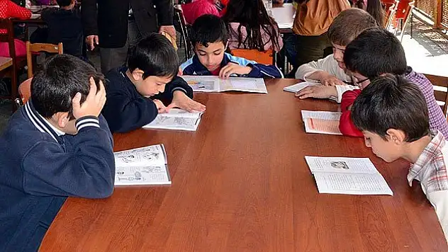 Gizli servisler de 'dahi' çocukların peşinde