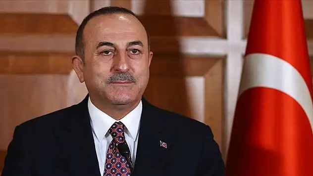 Çavuşoğlu: 'Kutuda tutmak için hava savunma sistemi mi alınır?