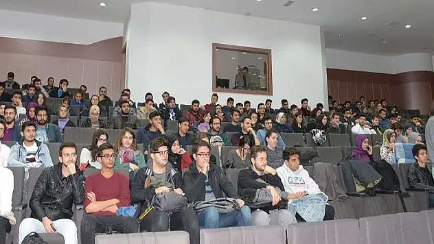 Selçuk'ta 'Aliya İzzet Begoviç' anıldı