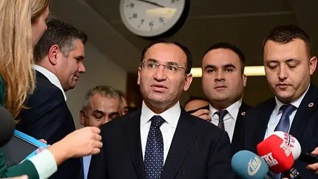 Bozdağ: Bu fotoğraftan fevkalade rahatsızım