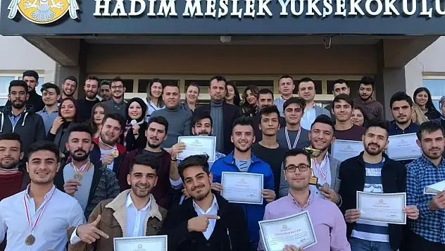 Hadim Meslek Yüksekokulu'nda ödül töreni