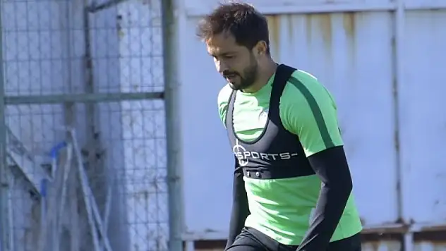 Ali Turan Beşiktaş maçında forma giyemeyecek