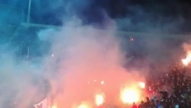 Ligler süresiz tatil edildi!