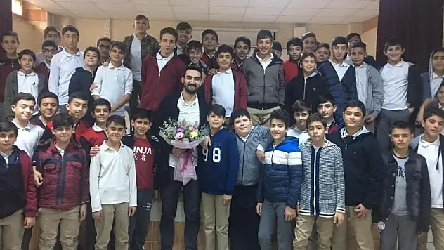 Vakıfbank İHO'da  'Mezunlarla Söyleşi'