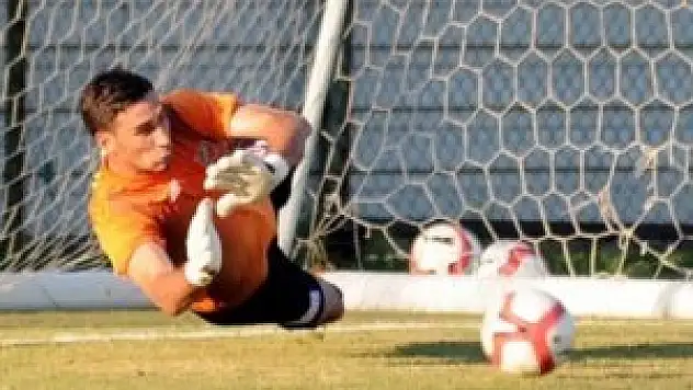 Karşıyaka kalesi Loriya'ya emanet